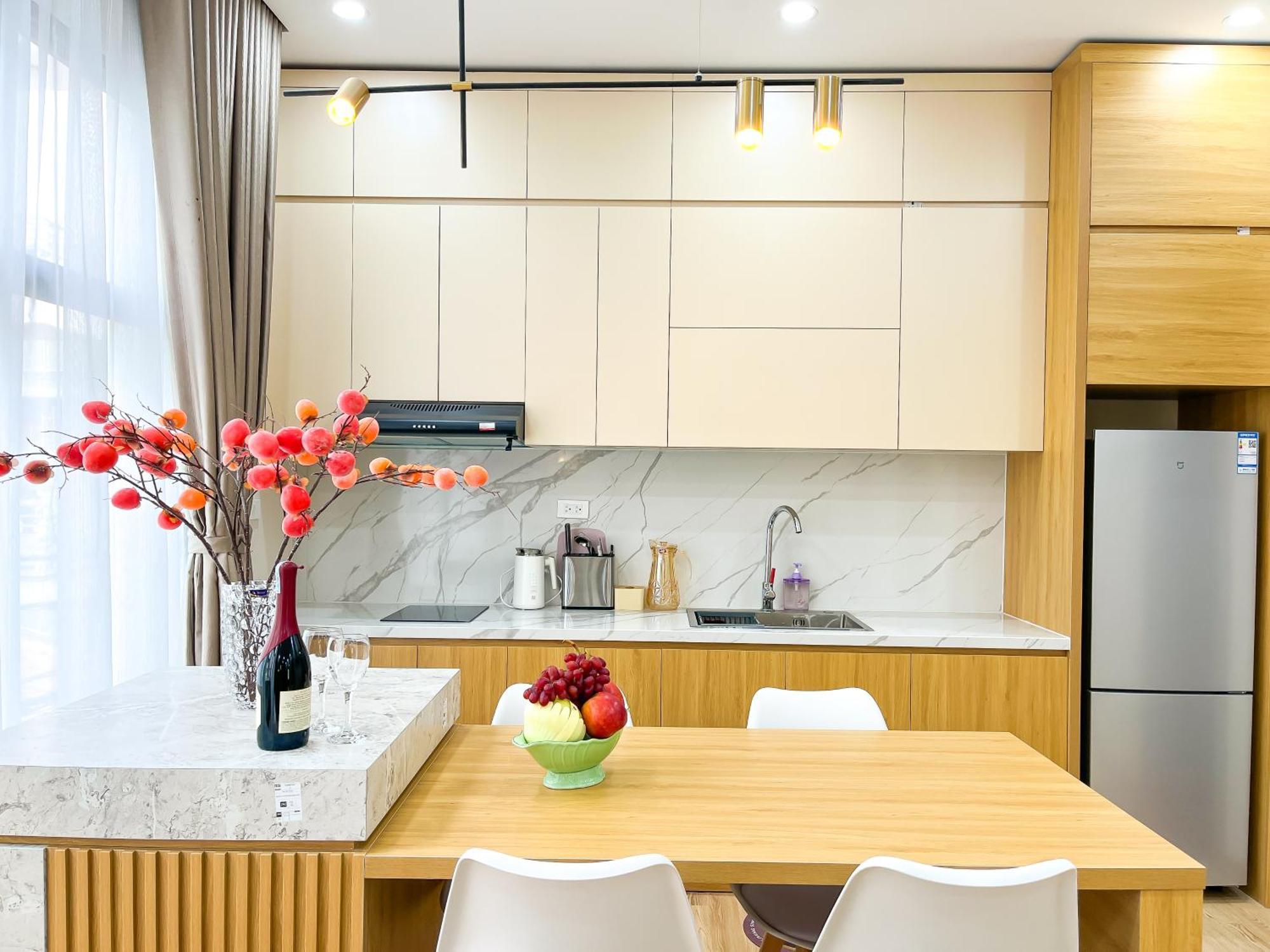 Amazing Housing Lac Long Quan Ханой Экстерьер фото