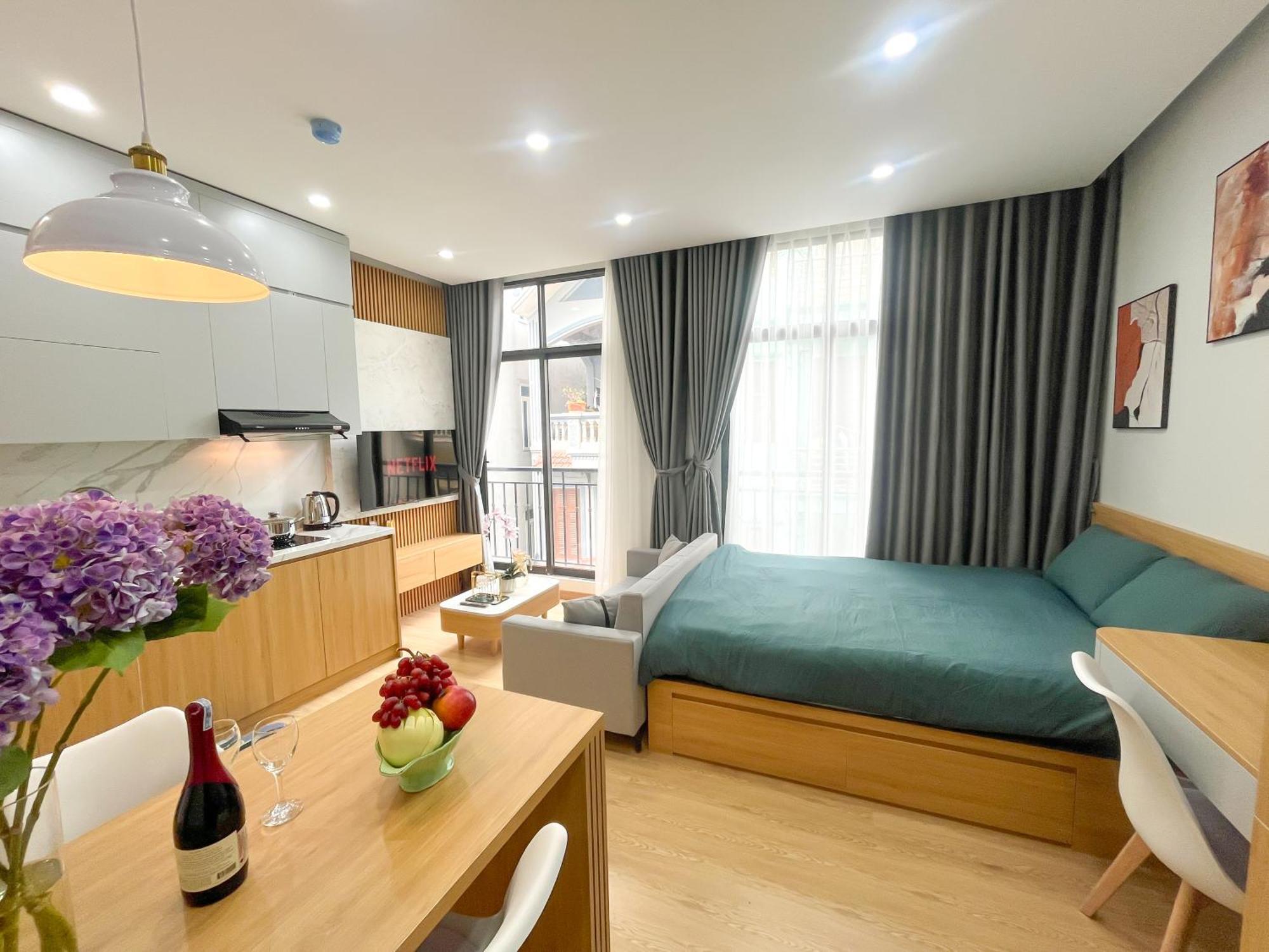 Amazing Housing Lac Long Quan Ханой Экстерьер фото